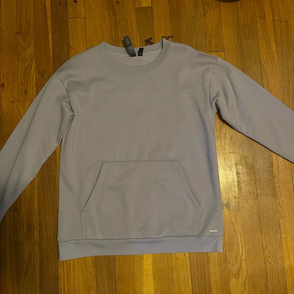 Sweater - Picture 1 of 1